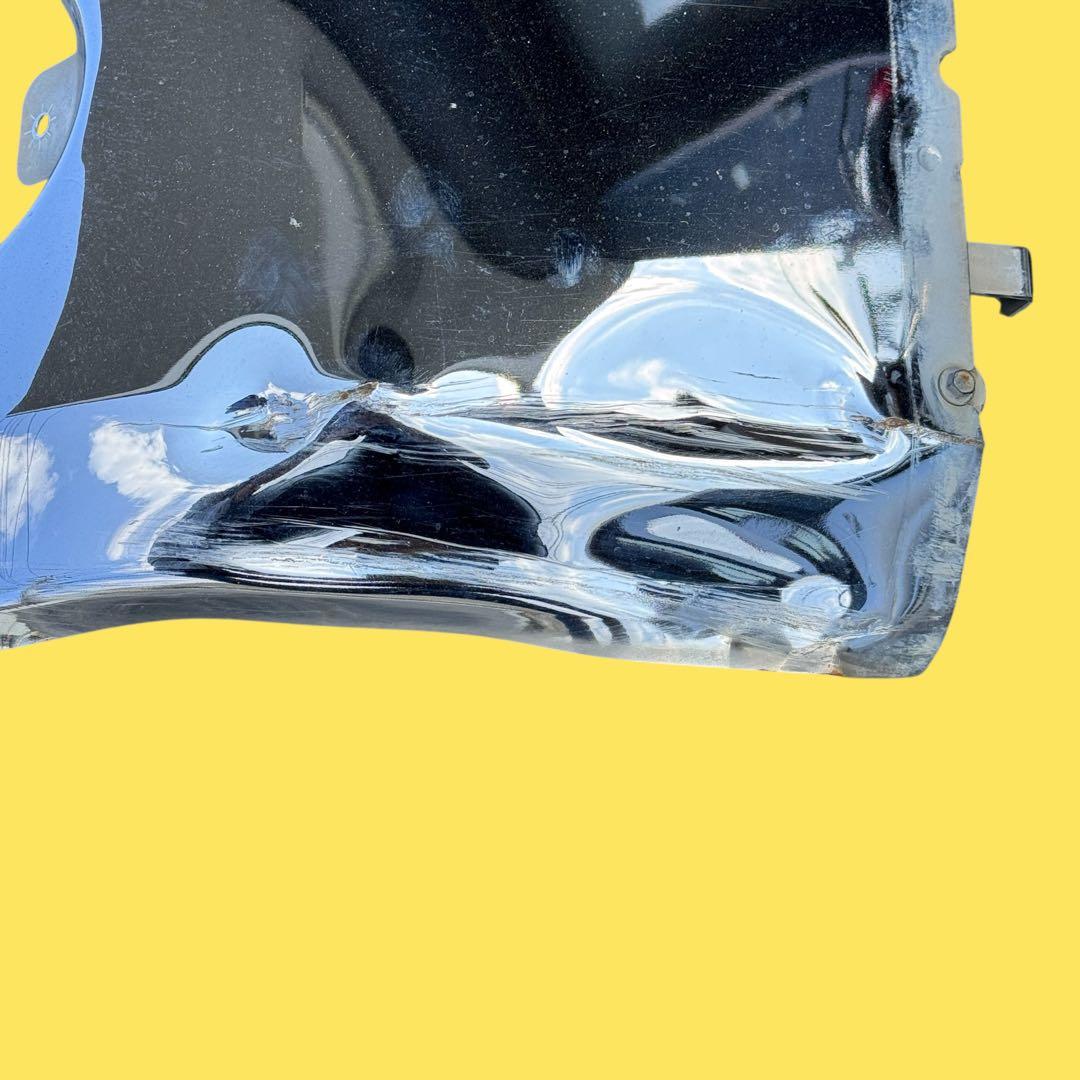 日産UD クオン フロント バンパー　助手席　左　純正部品　キズあり