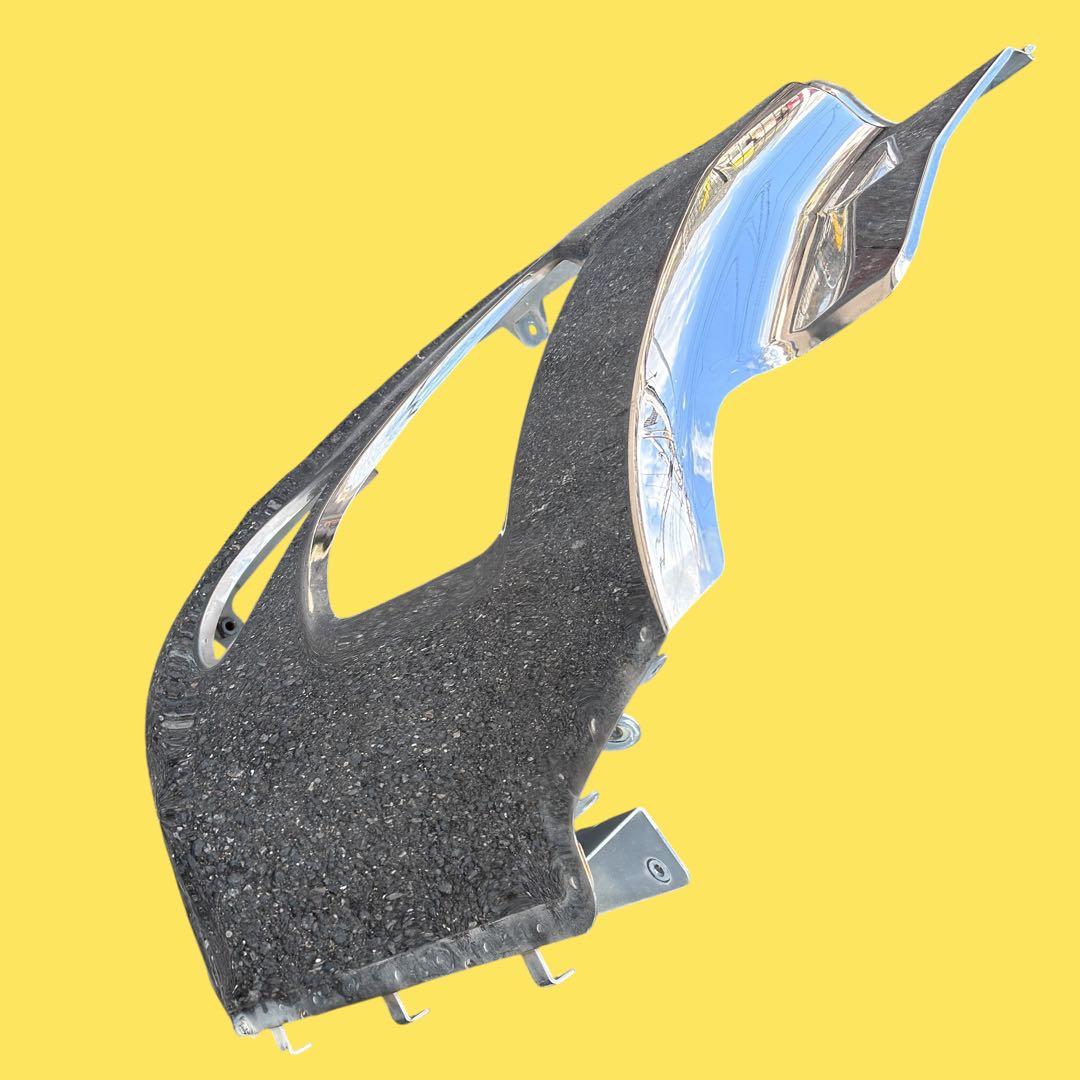 日産UD クオン フロント バンパー　助手席　左　純正部品　キズあり