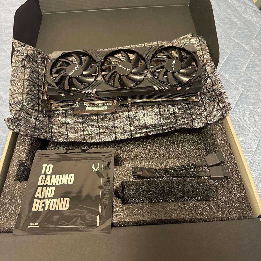 グラフィックボード・グラボ・ビデオカード PNY GeForce RTX 4070 Super OC 16GB