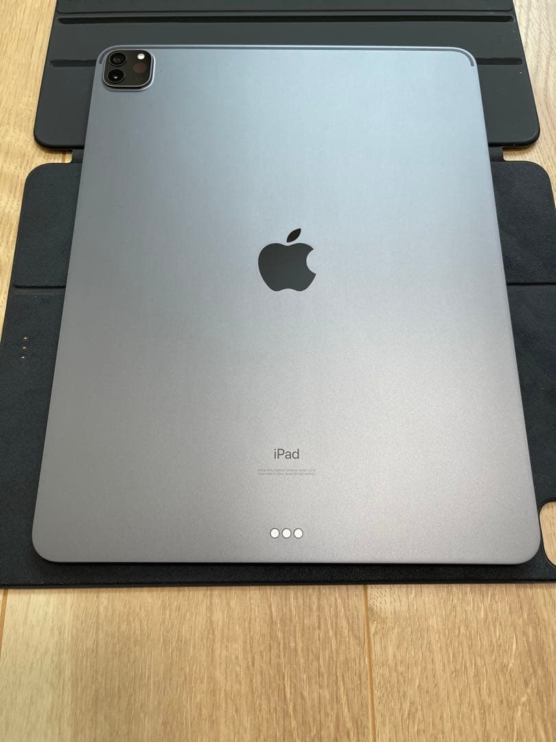 あ*様 iPad Pro 12.9 128GB スペースグレイ キーボード付き