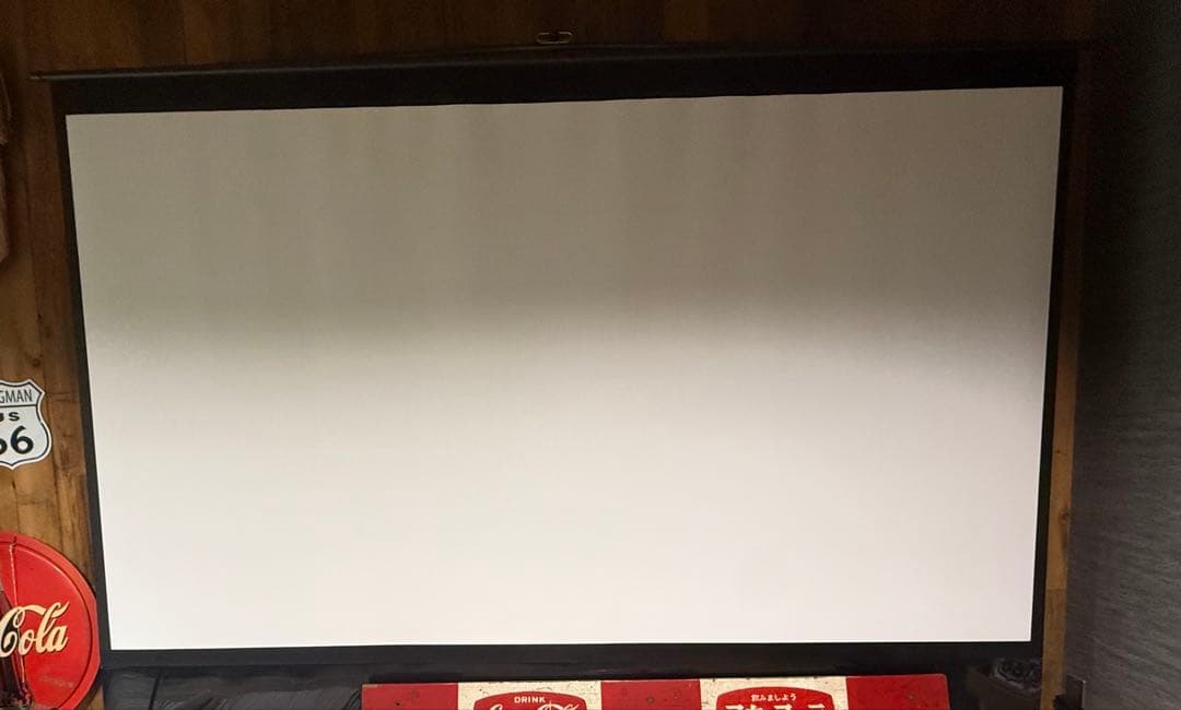 F120NWH Elite ポータブルスクリーン 120インチ