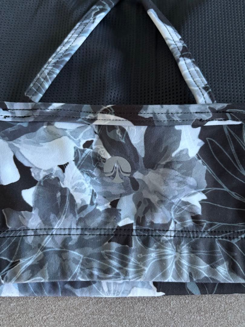 Sukala フラワープリント　セットアップ　Lサイズ