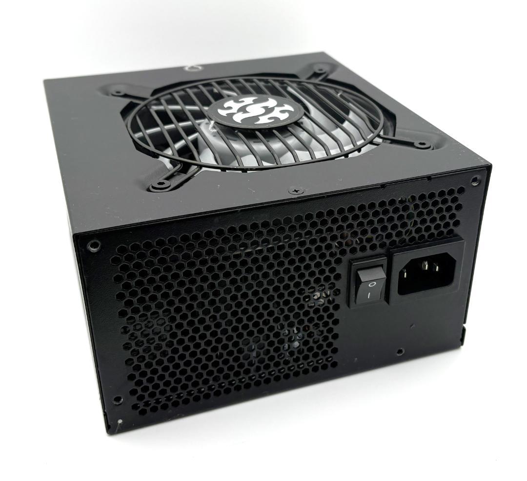 XPG CYBERCORE 1000w PLATINUM 電源ユニット