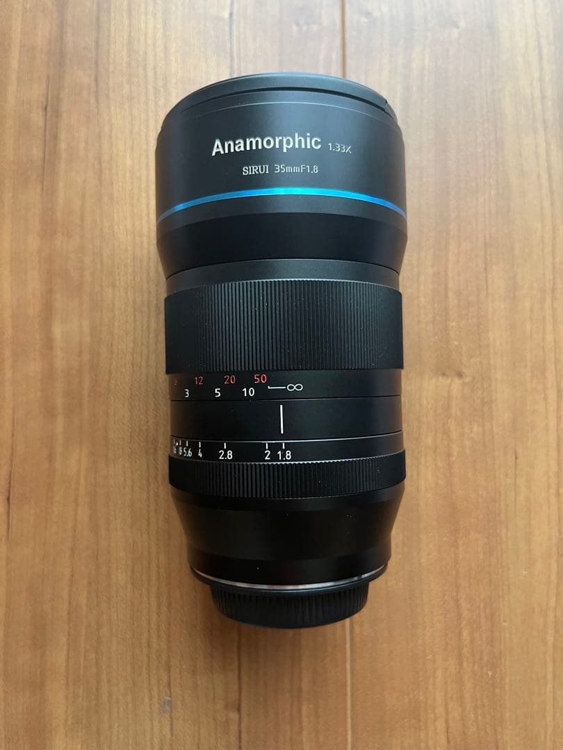 SIRUI 35mm F1.8 1.33× Anamorphic M4/3レンズ