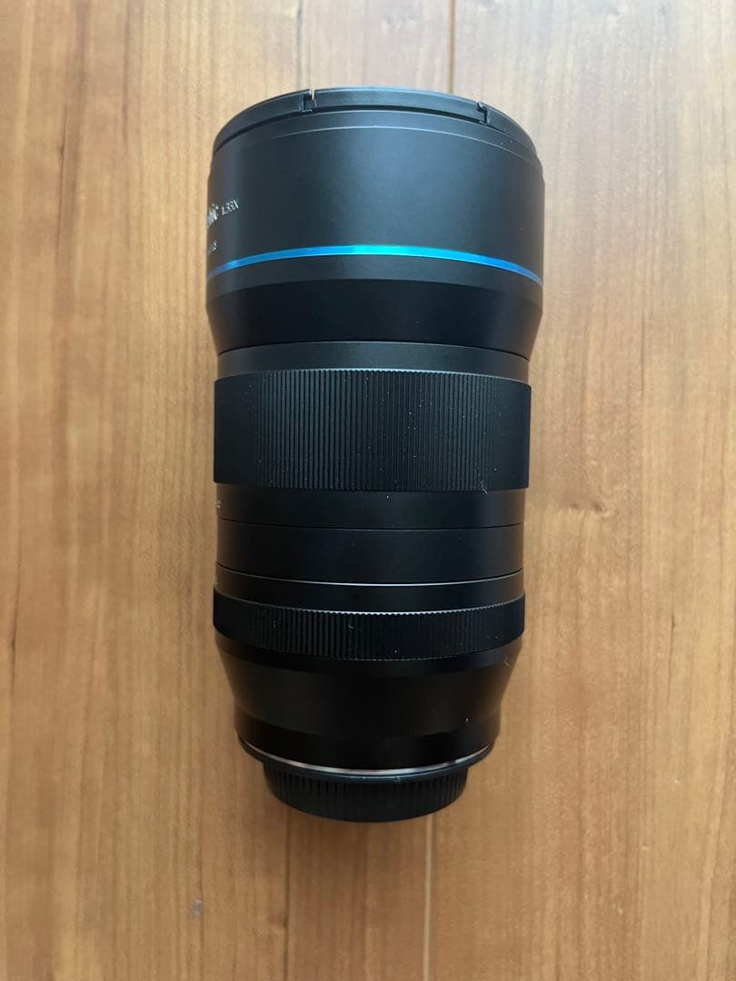 SIRUI 35mm F1.8 1.33× Anamorphic M4/3レンズ
