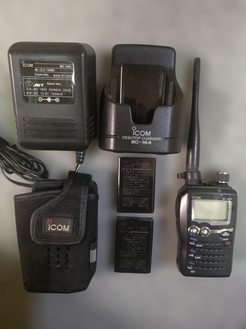 ICOM IC-P7 VHF/UHFトランシーバー