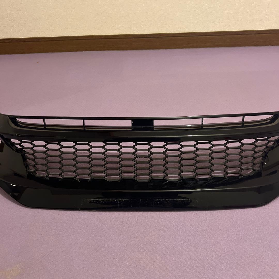 シビックハッチバック fk7 フロントグリル　フロントバンパーガーニッシュ