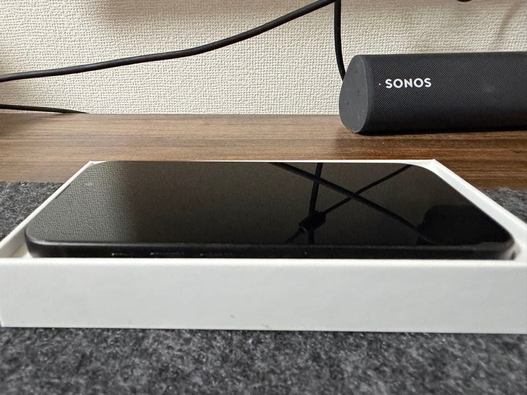 iPhone 15 256GB SIMフリー ブラック 傷あり バッテリー89%