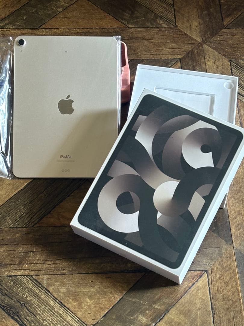 IPad Air 第5世代 M1 64GB Wi-Fiモデル スターライトカラー