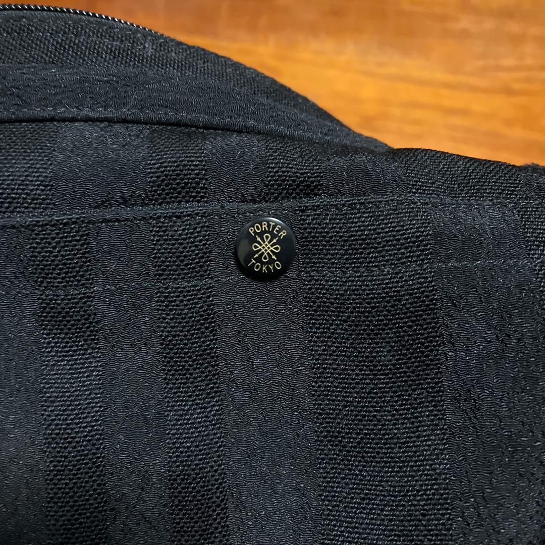 PORTERタンゴブラック 吉田カバン 三日月型ショルダーバッグ　70周年記念