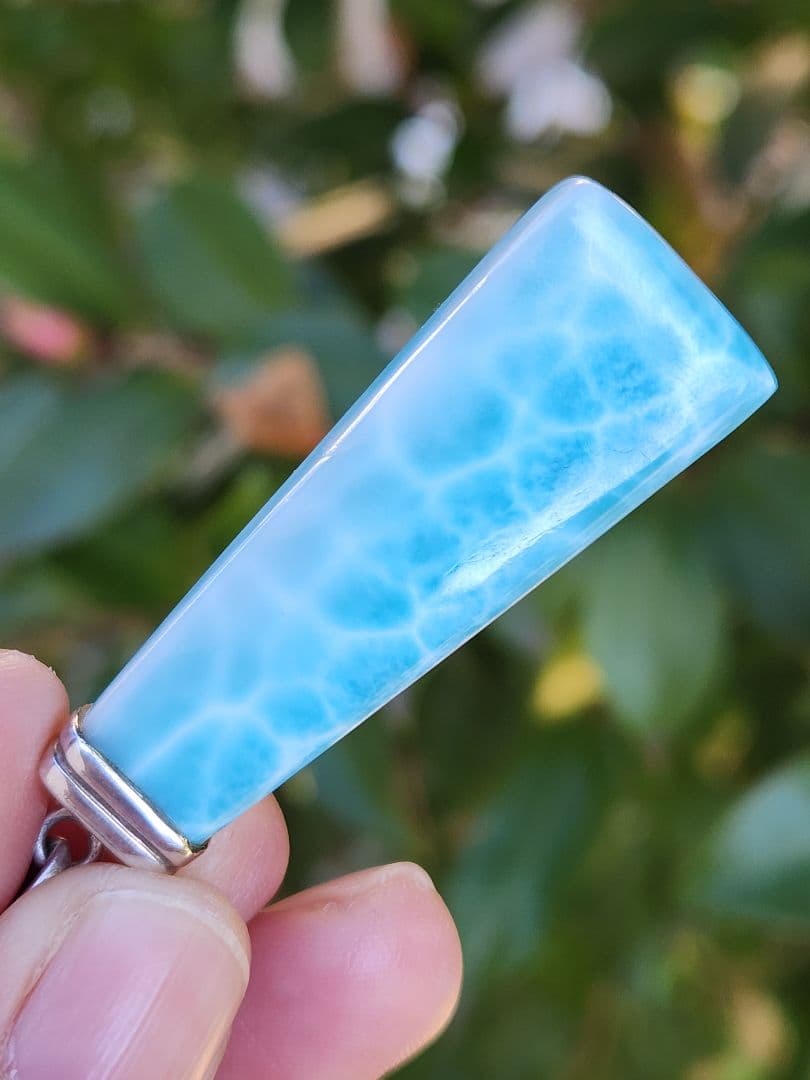 週末限定価格 ラリマー 三角形ペンダントネックレス