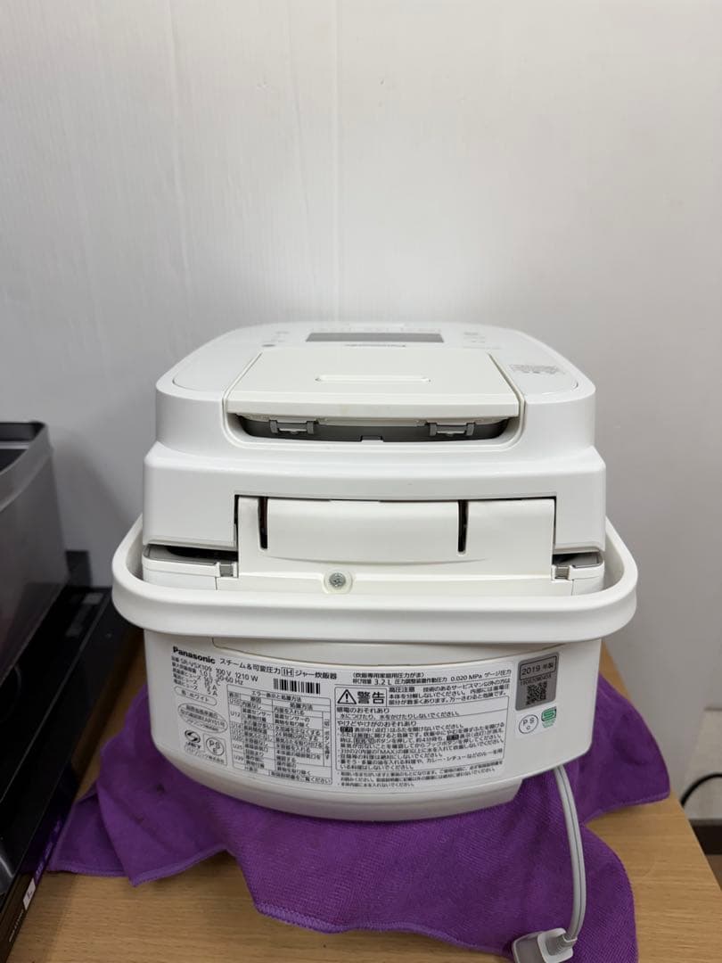 Panasonic IH 炊飯器 SR-VSX109（2019年製）