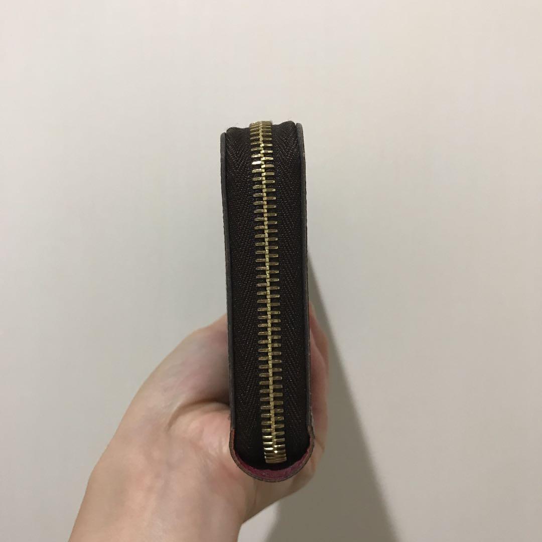 美品！ジッピーウォレット　フューシャカラー　モノグラム