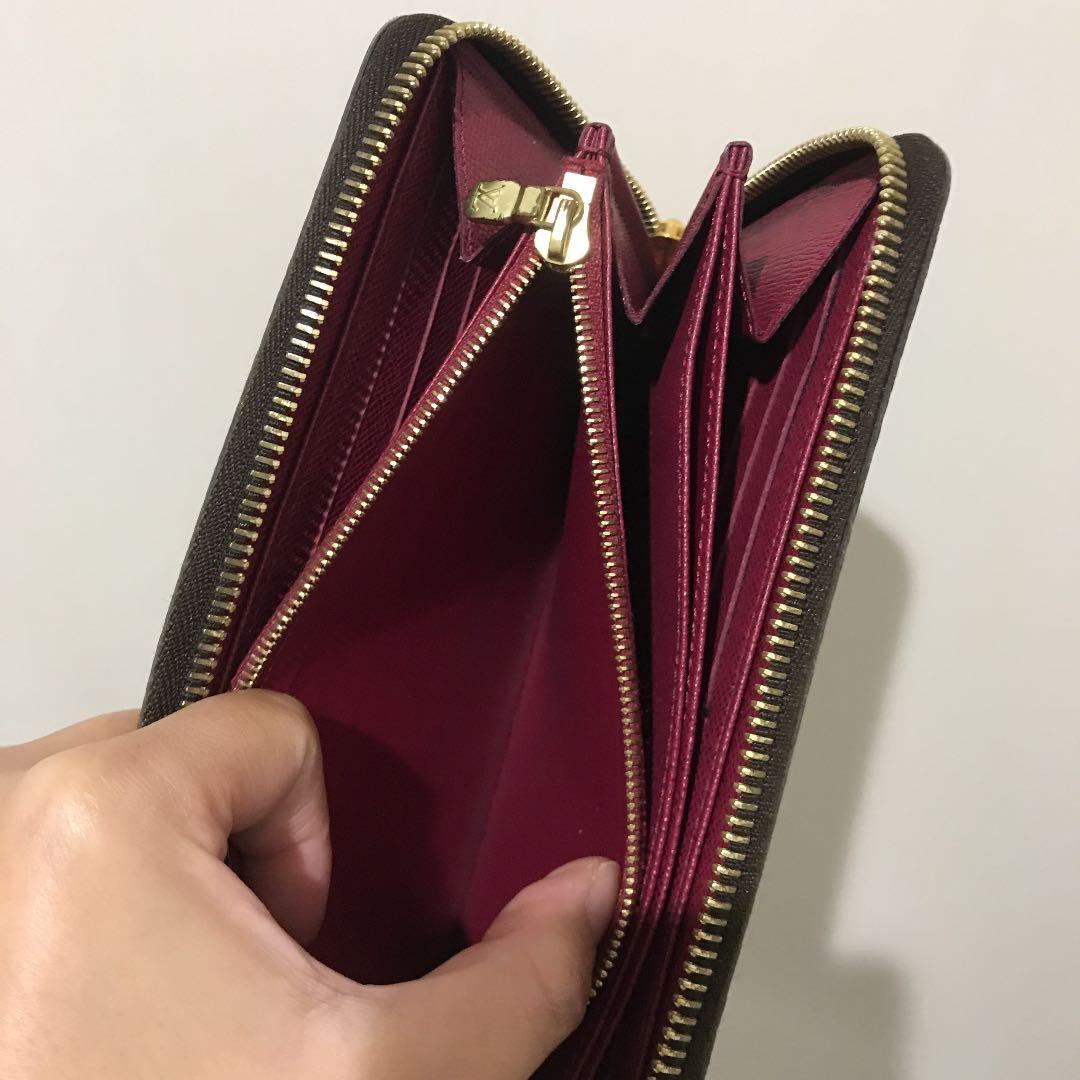 美品！ジッピーウォレット　フューシャカラー　モノグラム