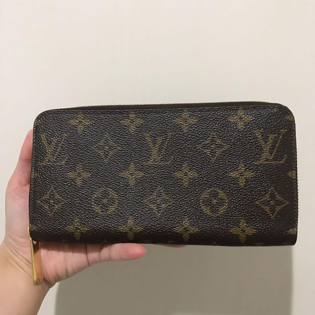 美品！ジッピーウォレット　フューシャカラー　モノグラム