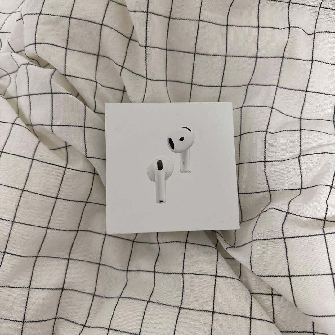 Airpods4 ノイキャン機能付き　ANC有り