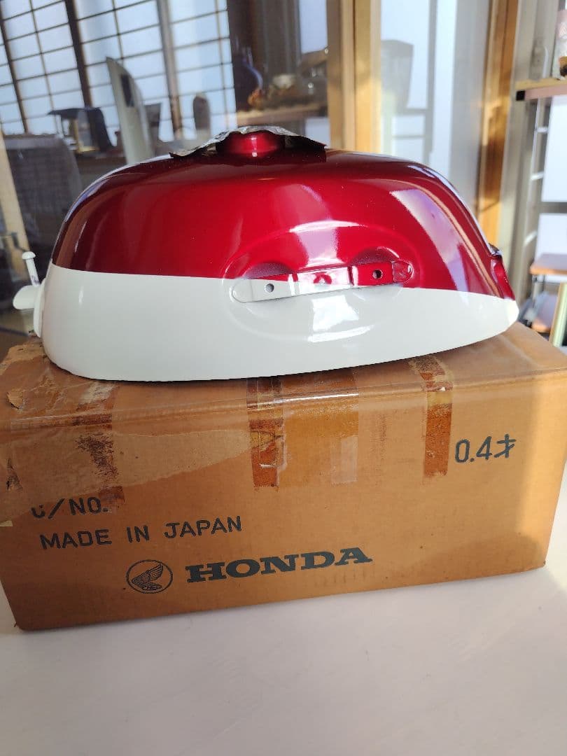 ホンダモンキーＺ５０ＺＫ１用純正ガソリンタンク　当時物　ＮＯＳ品