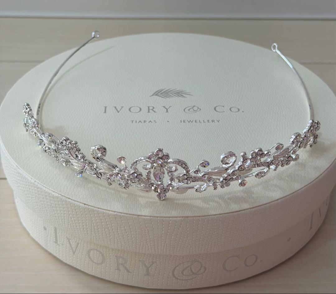 はちみつレモン　Ivory&Co. Caitlin ティアラ