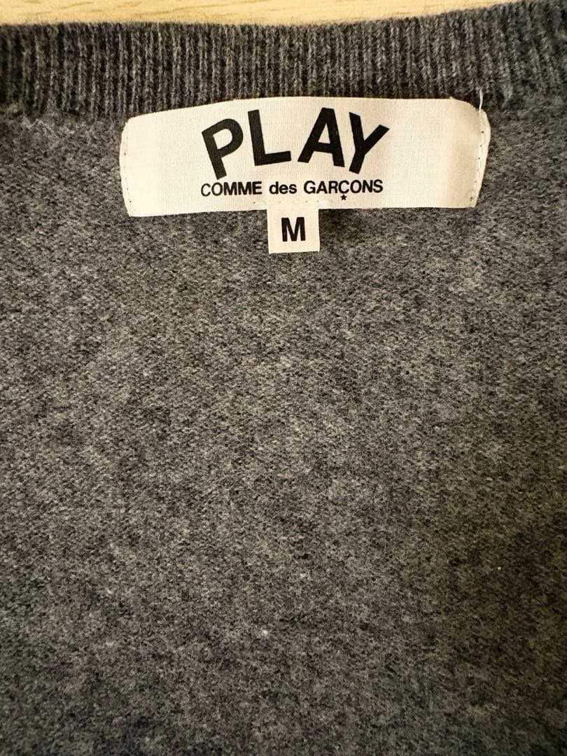 PLAY COMME des GARÇONSグレー カーディガン ハート刺繍 M