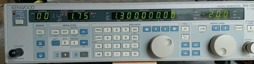 TEXIO/KENWOOD 標準信号発生器　SG-7130