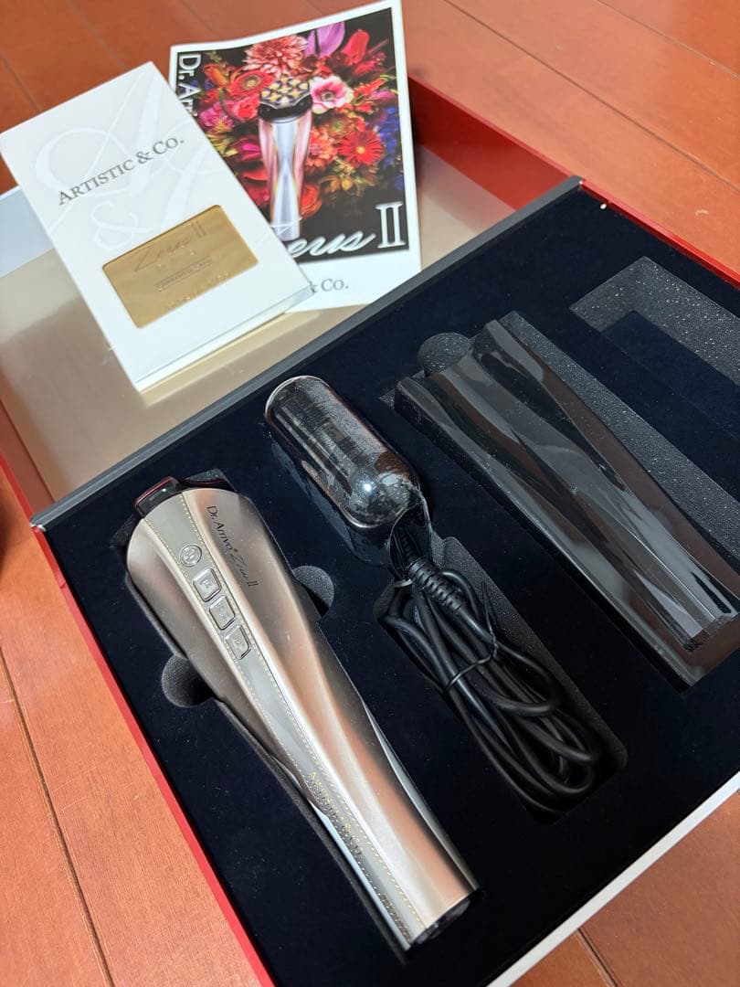 Dr. Arrivo Zeus II 美顔器　artistic&co