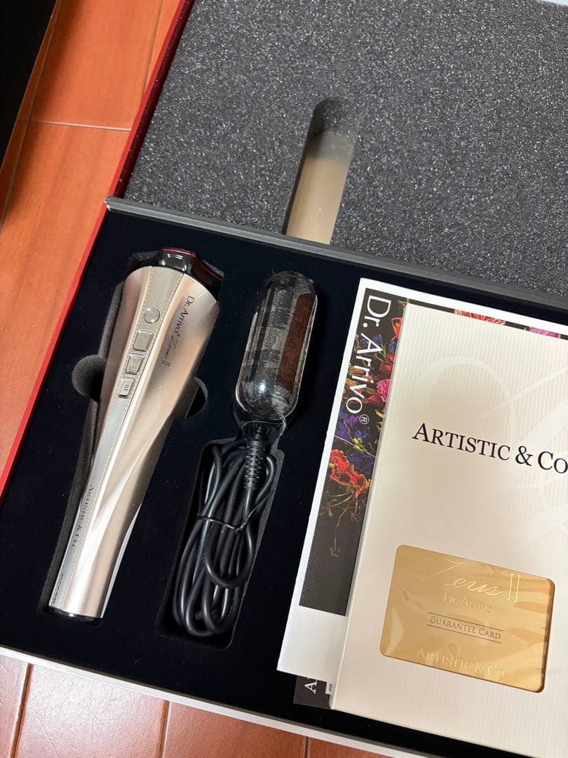 Dr. Arrivo Zeus II 美顔器　artistic&co