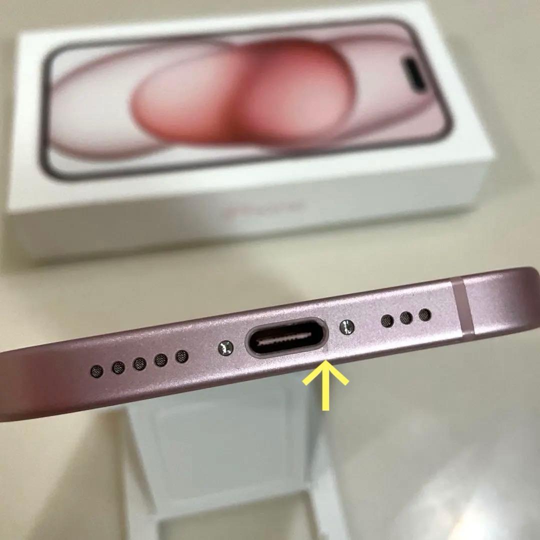 iPhone 15 128GB ピンク（バッテリー最大容量···100%）