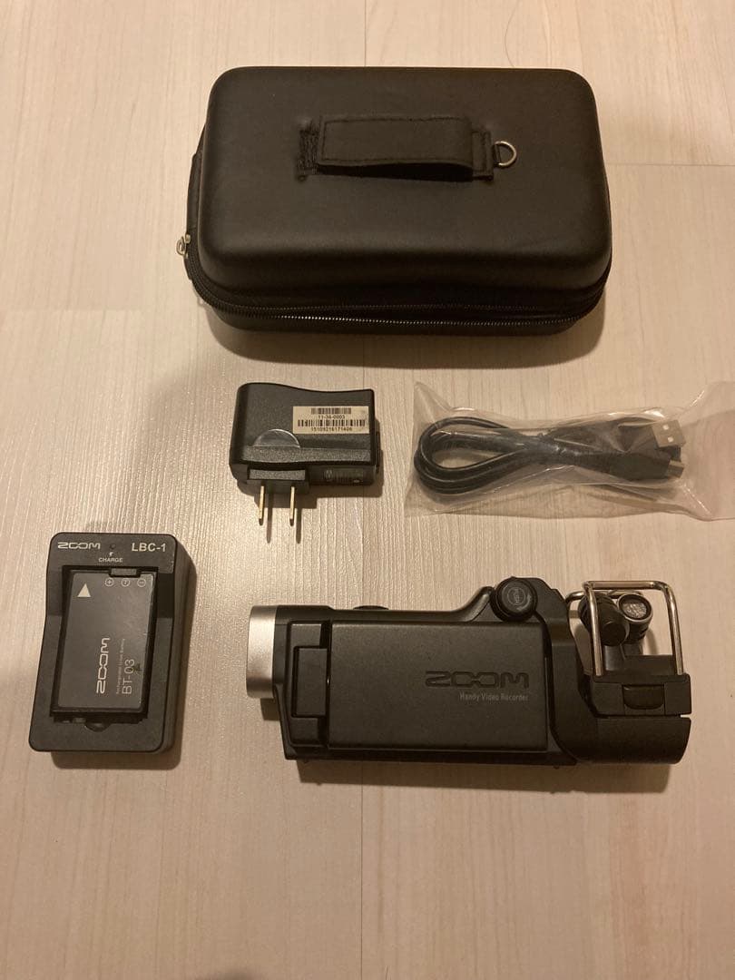 Zoom Q8 付属品専用ケースバッテリーアダプター ビデオカメラ