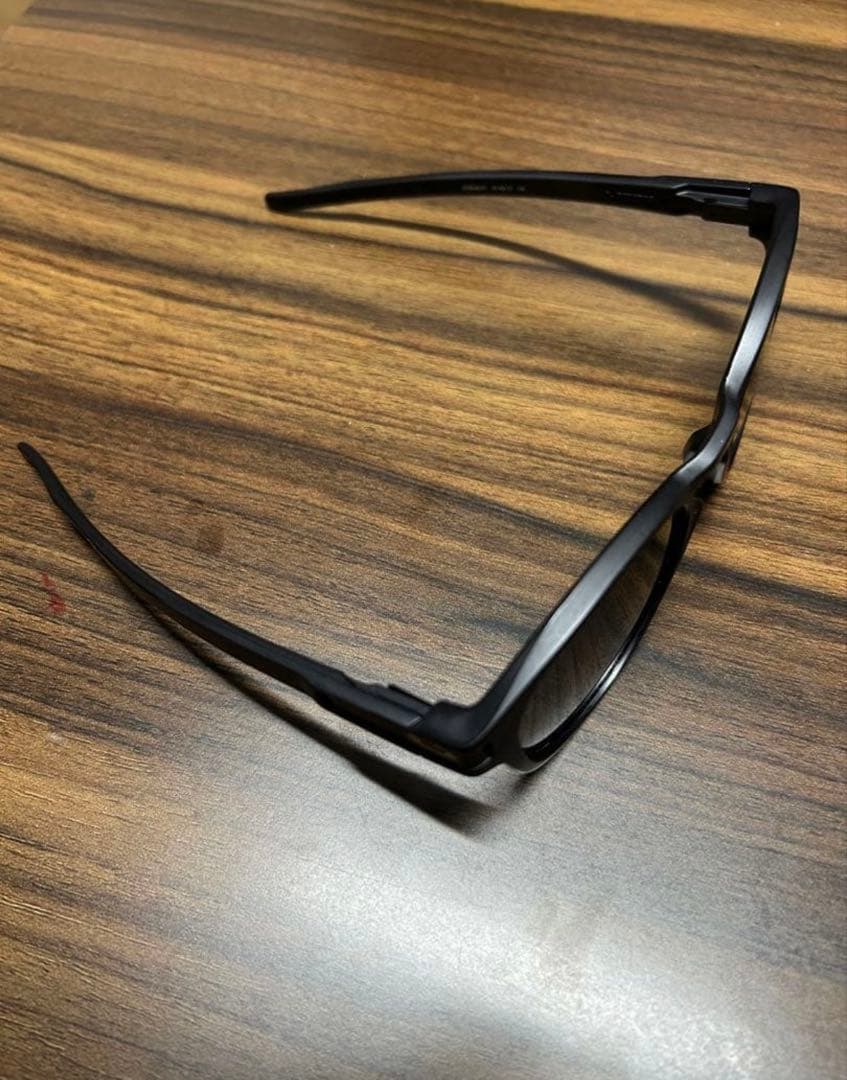 オークリーサングラス ラッチ