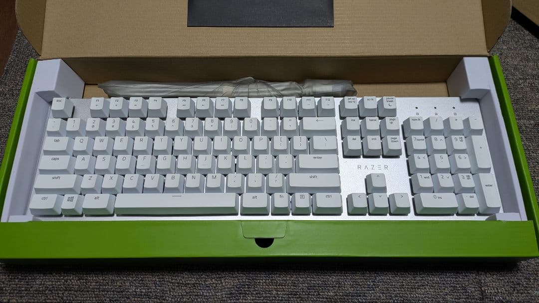 Razer Pro Type ワイヤレスメカニカルキーボード