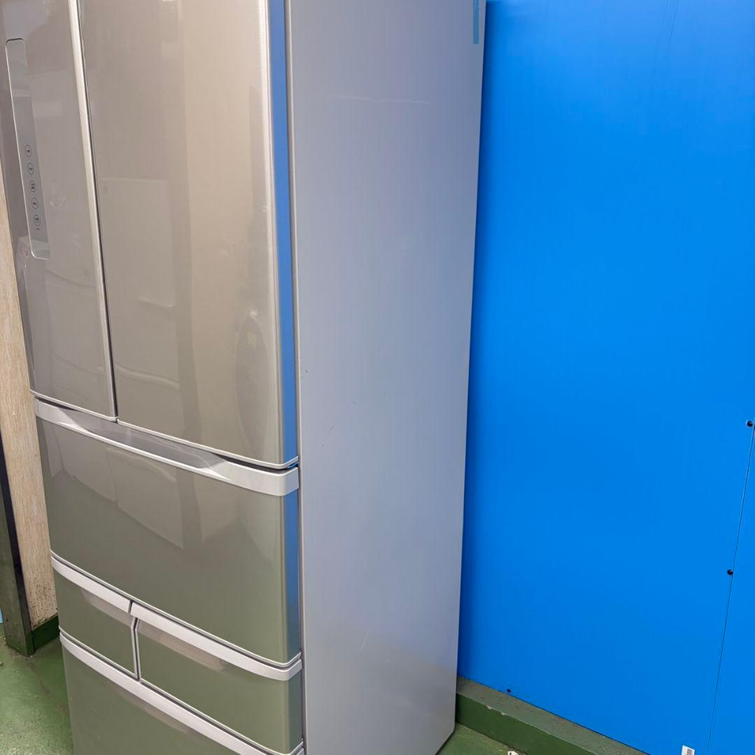 634 東芝　大型冷蔵庫　500Ｌ強　小型　家庭用　観音開き　自動製氷　シルバー