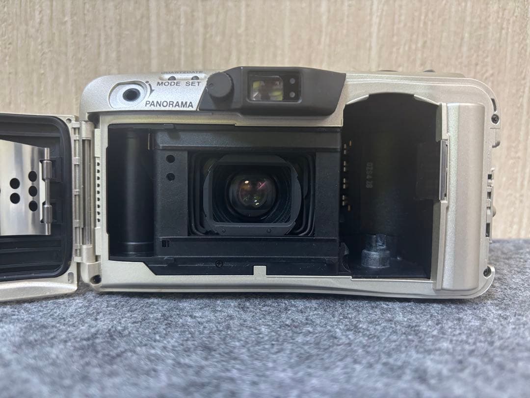 OLYMPUS μ ZOOM 140 DELUXE