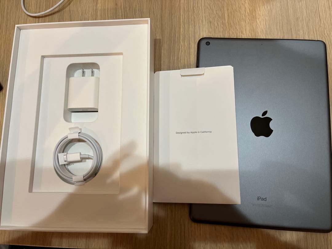 iPad 第9世代 Wi-Fi 64GB ブラック 本体