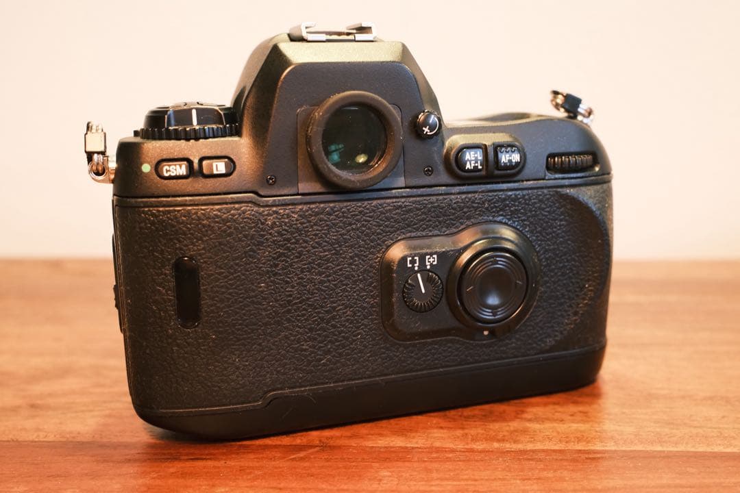 フィルムカメラ Nikon F100 + AF NIKKOR 50mm f/1.4