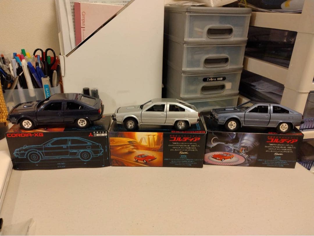 酒場放蕩紀 三菱　コルディア　1/28　ミニカー4台セット