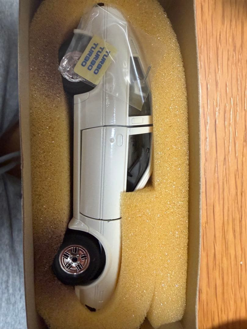 酒場放蕩紀 三菱　コルディア　1/28　ミニカー4台セット