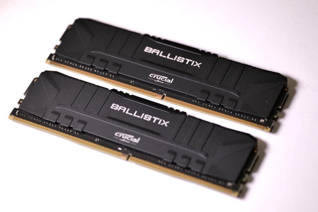 中古 DDR4 メモリ 16GB(8GB2枚組) crucial デスクトップ用