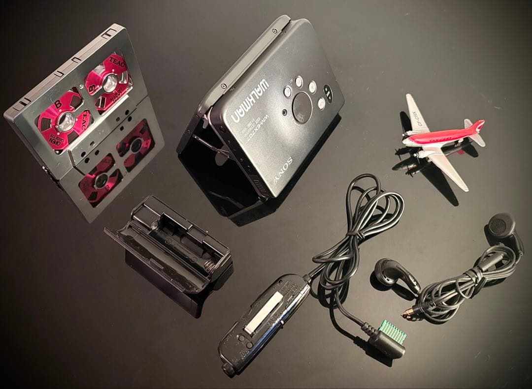 カセットウォークマン　SONY WM-EX707「整備済み、完動美品」