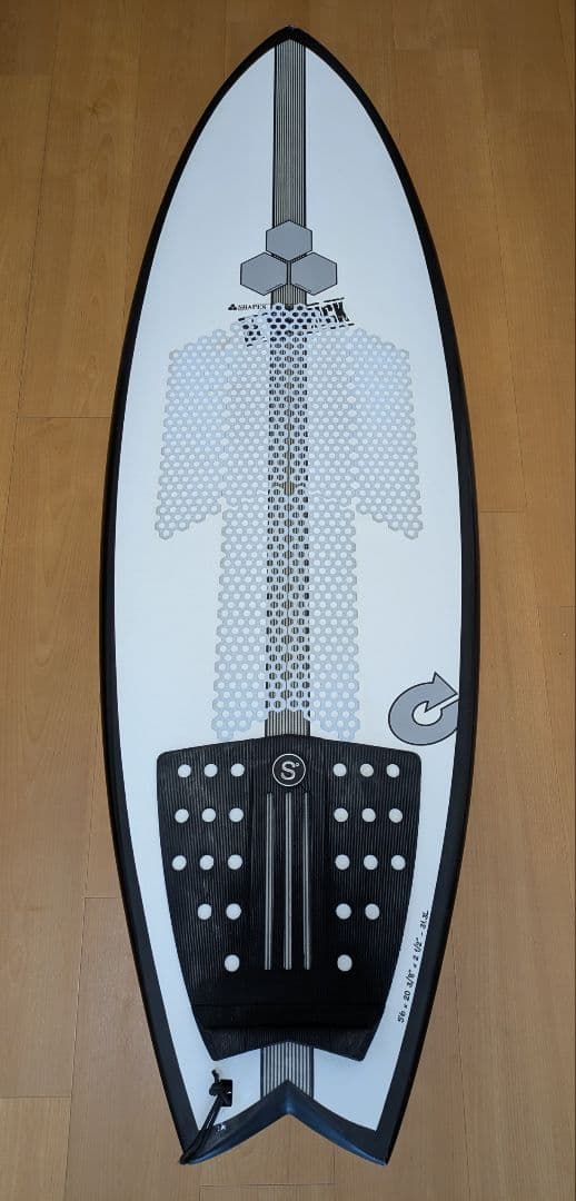 アルメリック CI-PODMOD-X-LITE 5’6とフィン