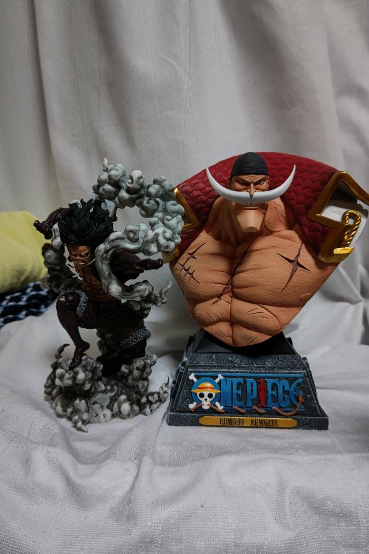 ワンピース 白ひげ胸像 スネイクマン フィギュア