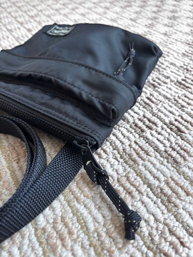 PORTER ブラック ショルダーポーチ