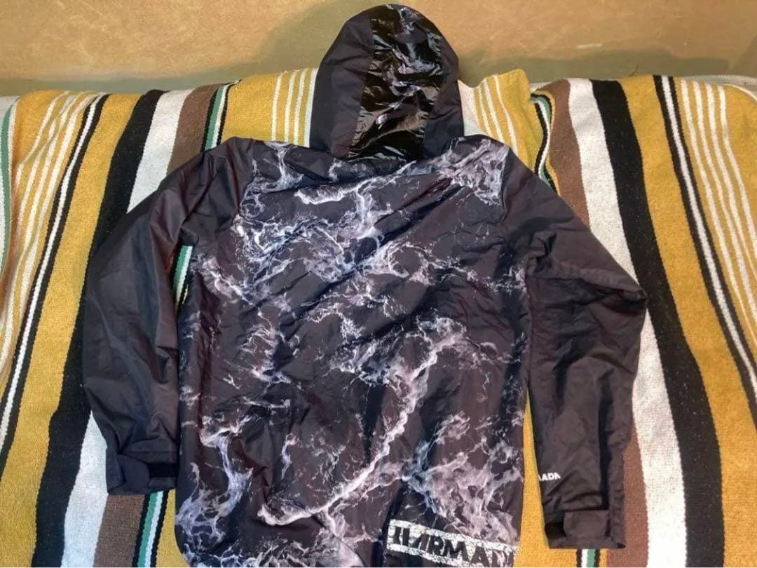 ARMADA XL フードウインドブレーカー