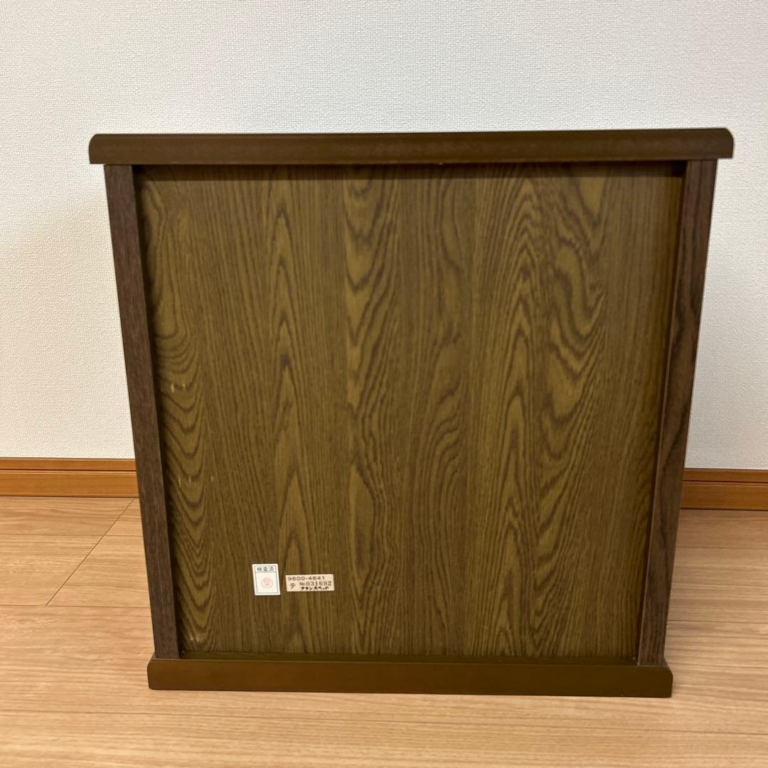 フランスベットナイトテーブル