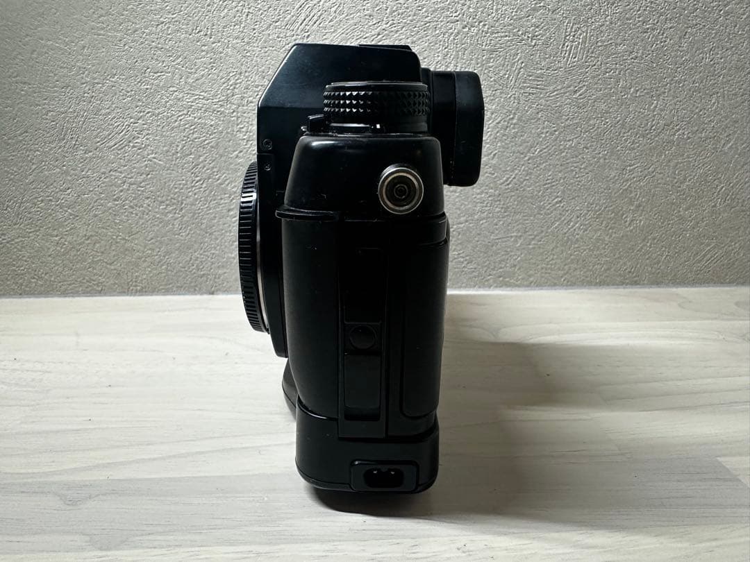 Contax ST ボディ contax p-7 バッテリホルダー