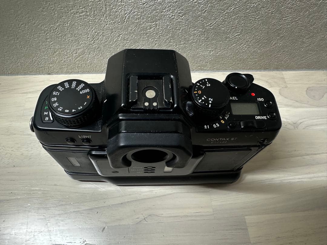 Contax ST ボディ contax p-7 バッテリホルダー