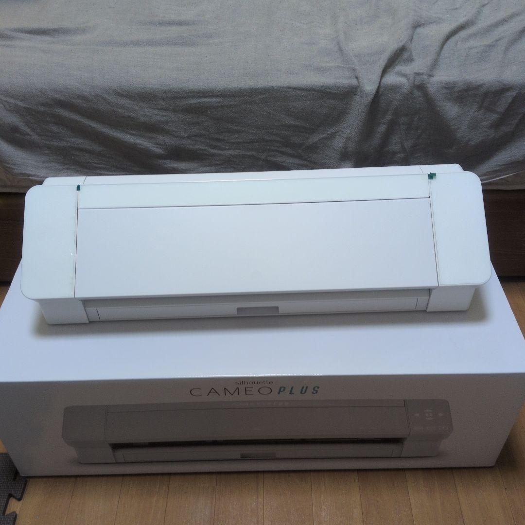 シルエットカメオ4プラス　カッティングマシン ステッカー　シール作成