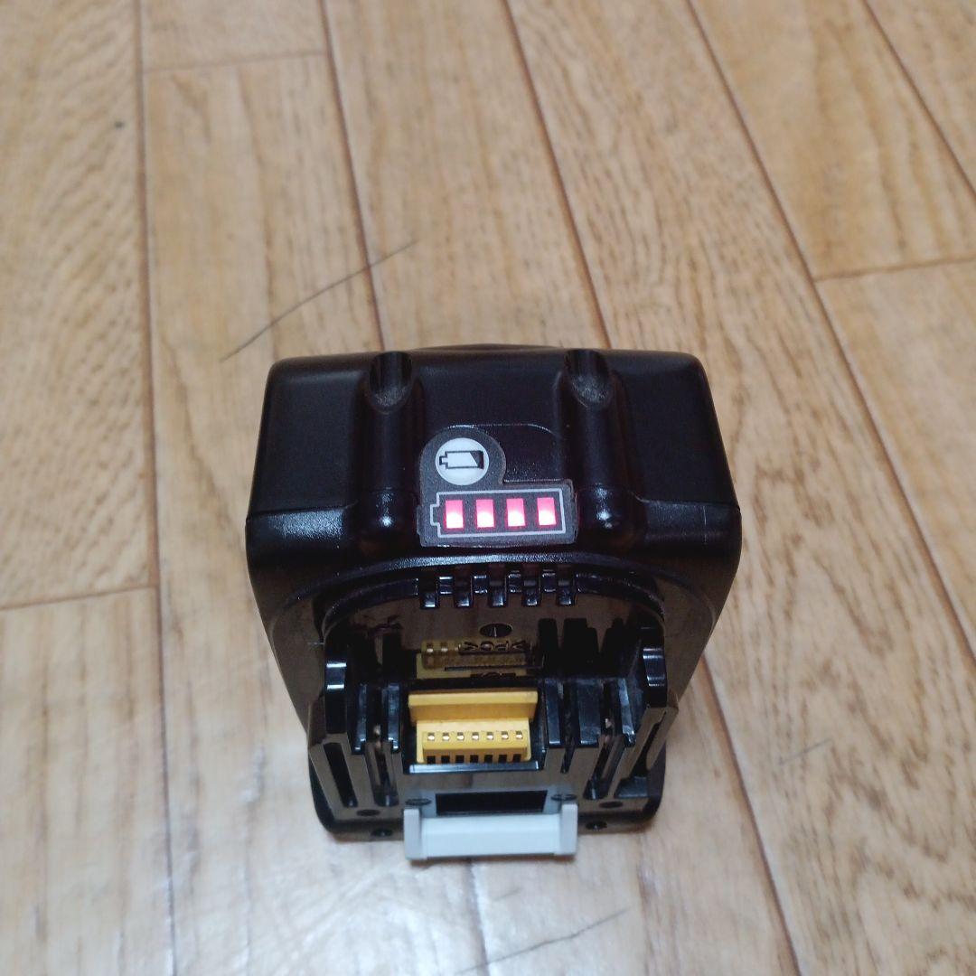 マキタ14.4V充電式クリーナCL141FD バッテリー、充電器、サイクロン付