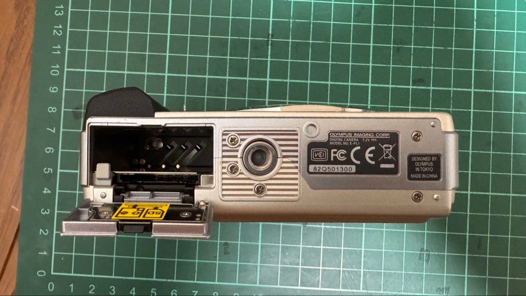 OLYMPUS PEN E-PL1ミラーレス カメラ ボディー