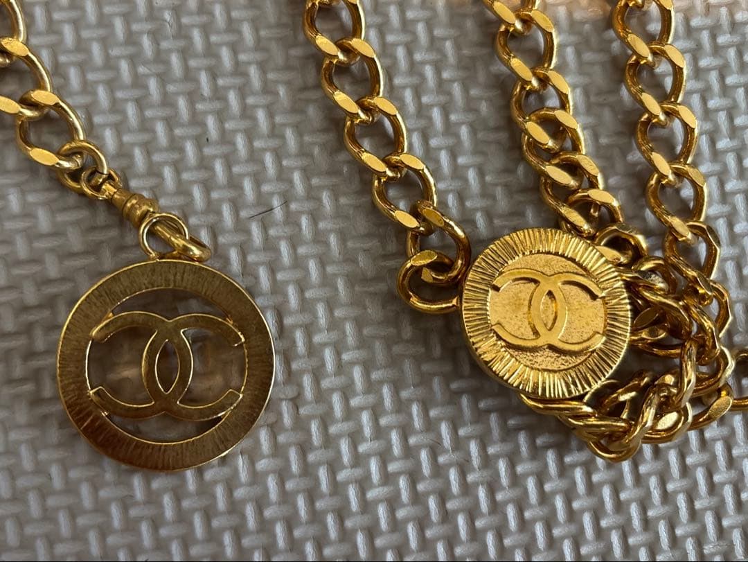 CHANEL ゴールド 3連チェーンベルト