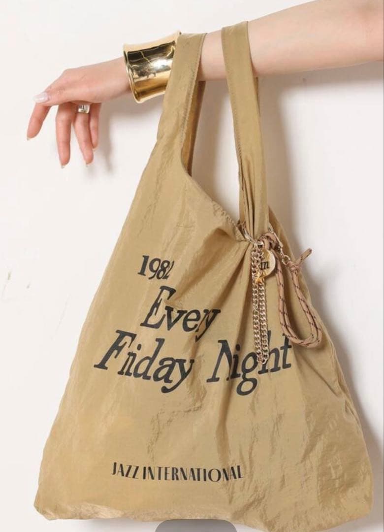 AP STUDIOチャーム付きエコバッグ